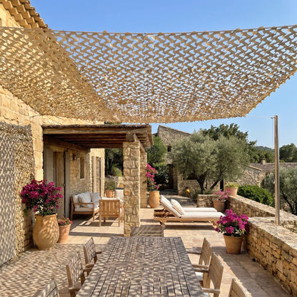 Filet de camouflage renforcé sable pour terrasse et pergola - Ambiance méditerranéenne